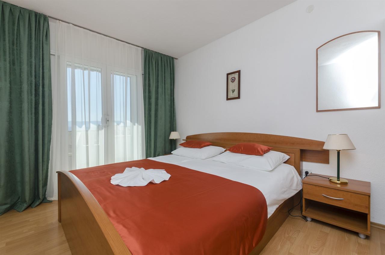 Apartment Anic Бол Екстериор снимка